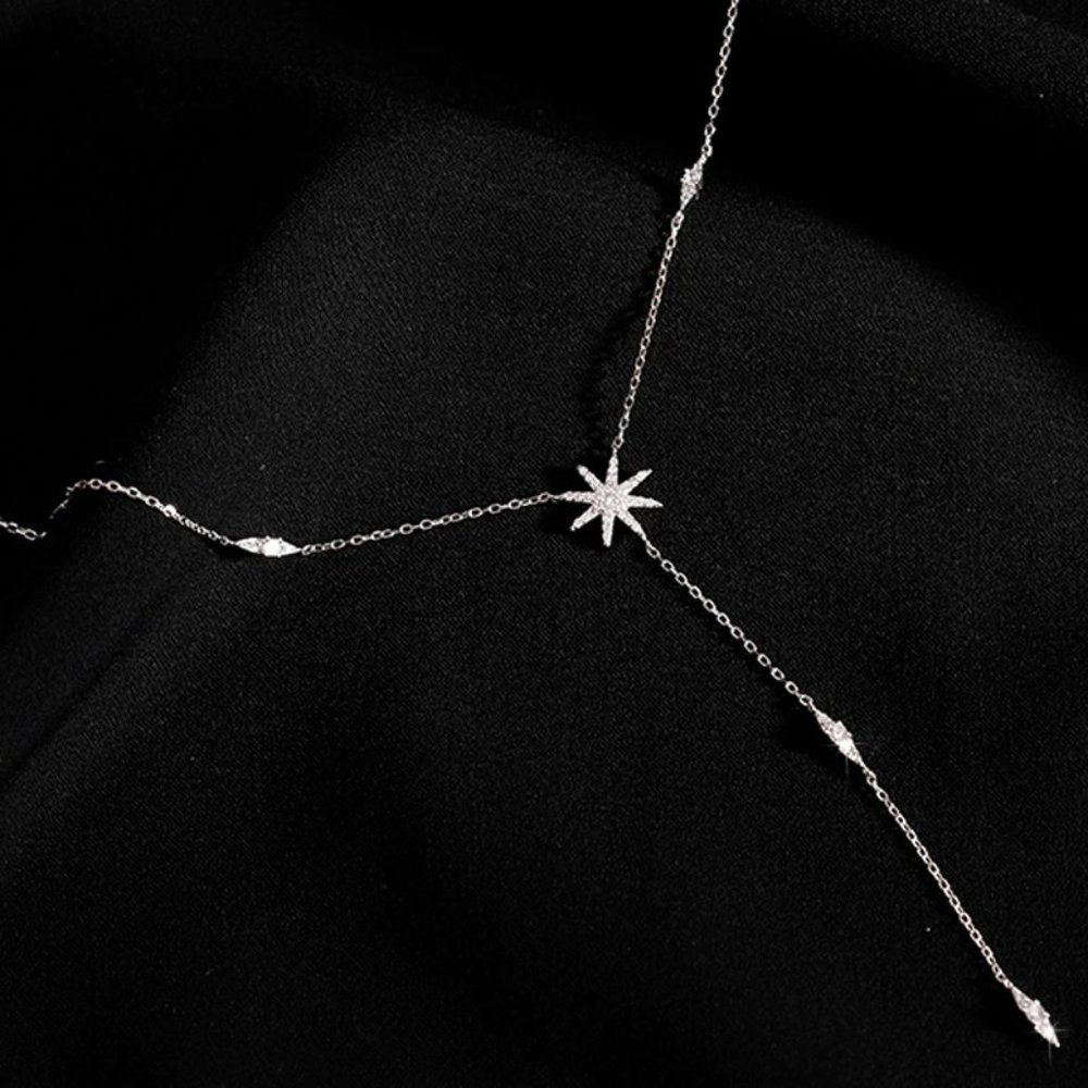 NEW Silver Simple Star Necklace - Picture 3 of 5